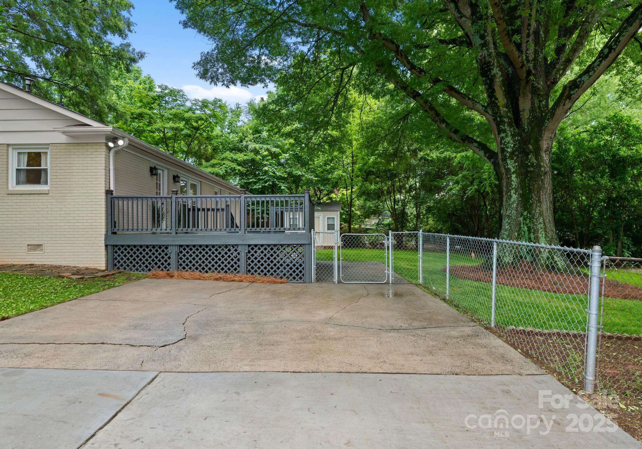 1700 Emerywood Drive