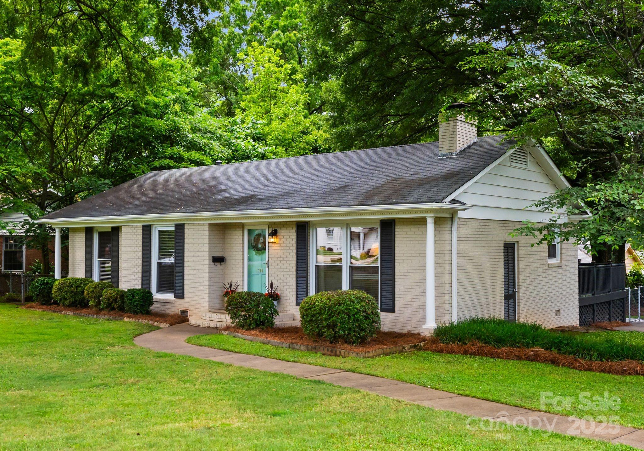 1700 Emerywood Drive