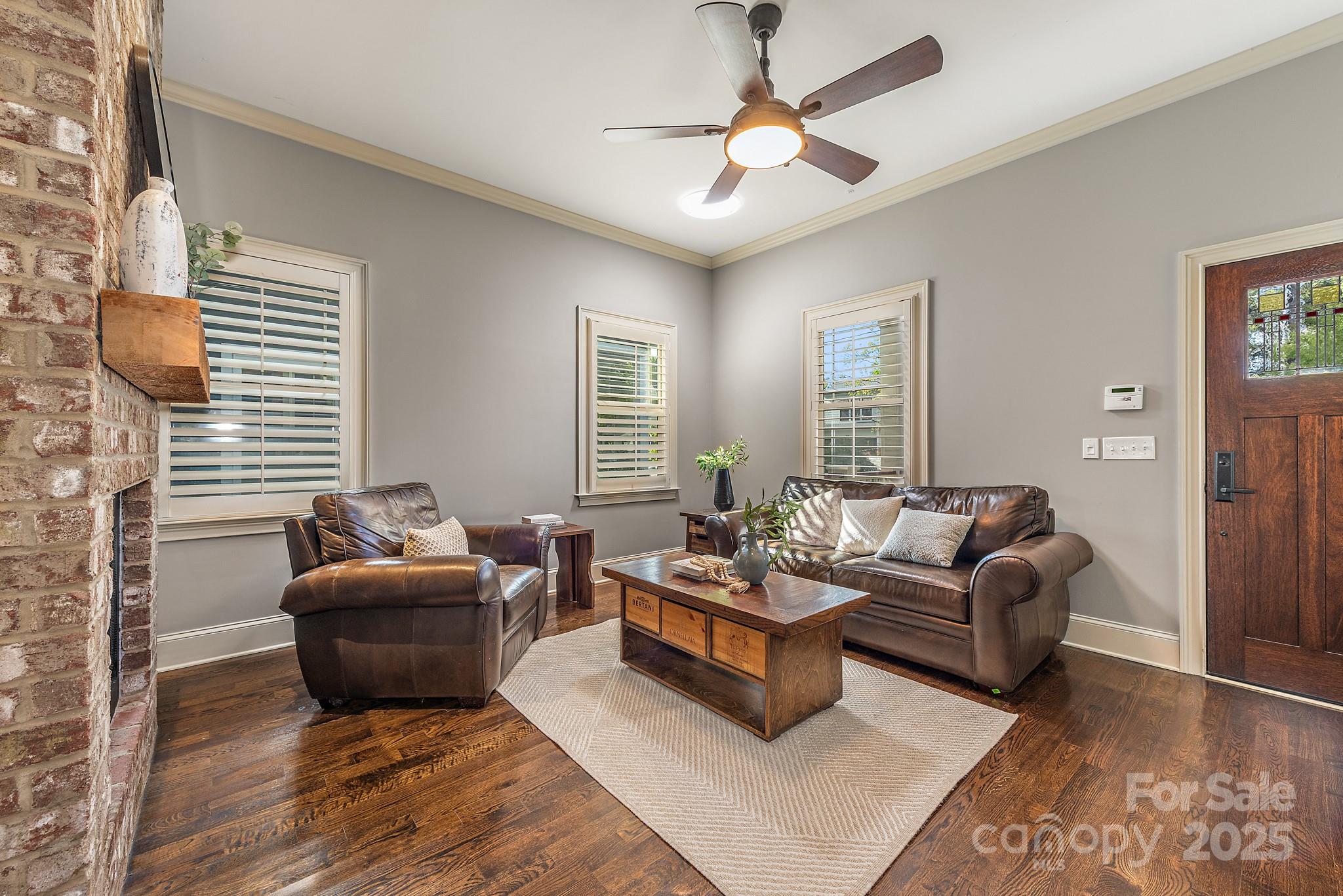 723 E 35th Street
