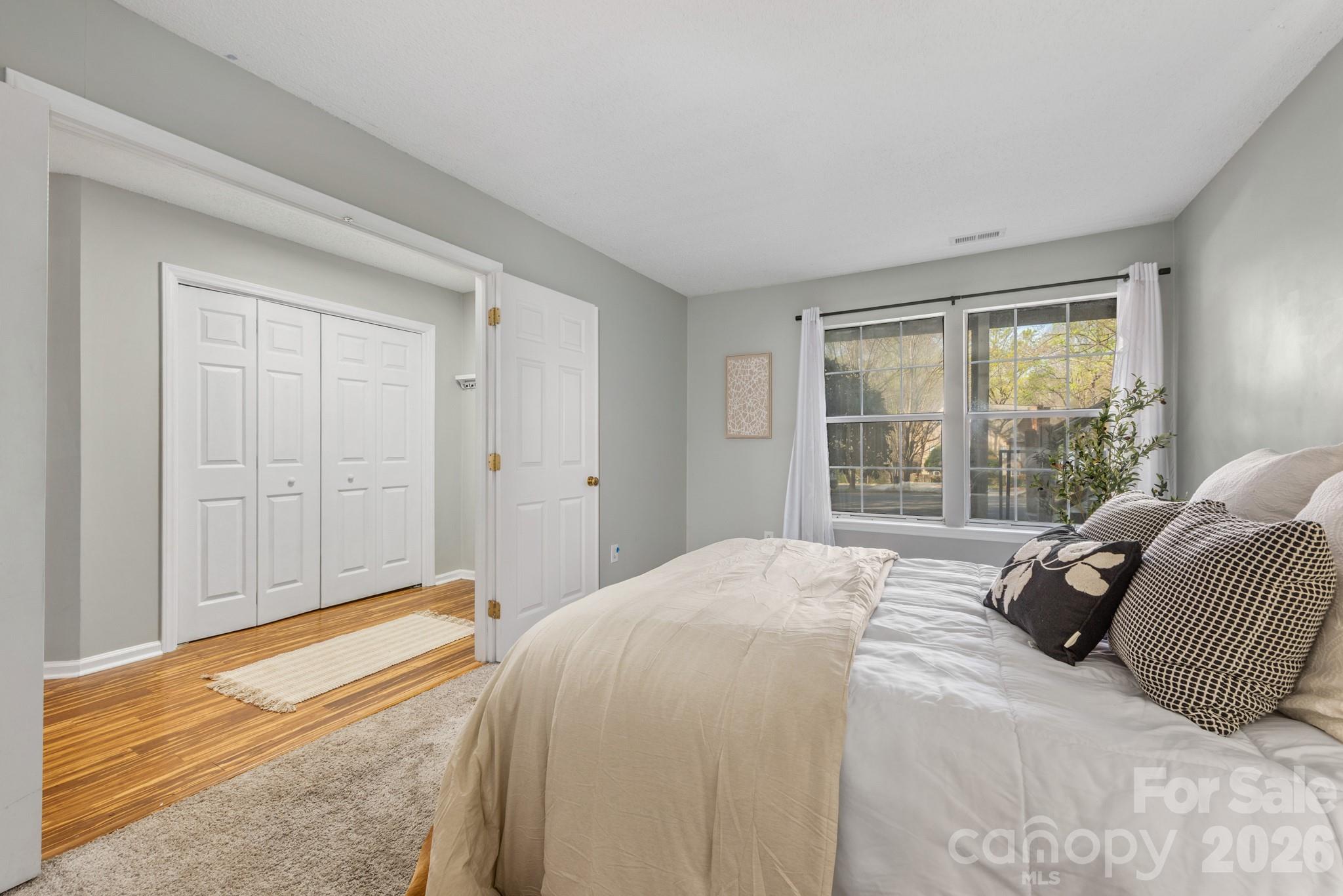 6039 Gray Gate Lane Unit: B