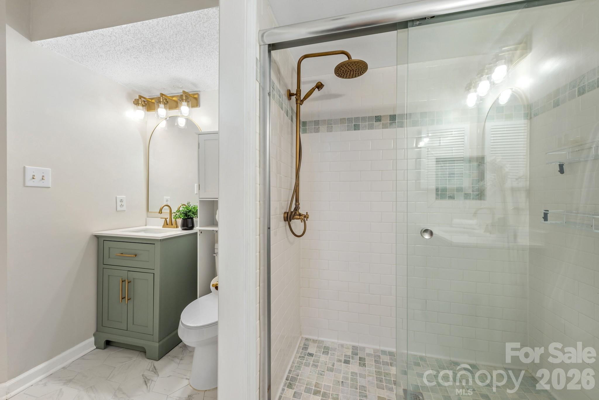 6039 Gray Gate Lane Unit: B