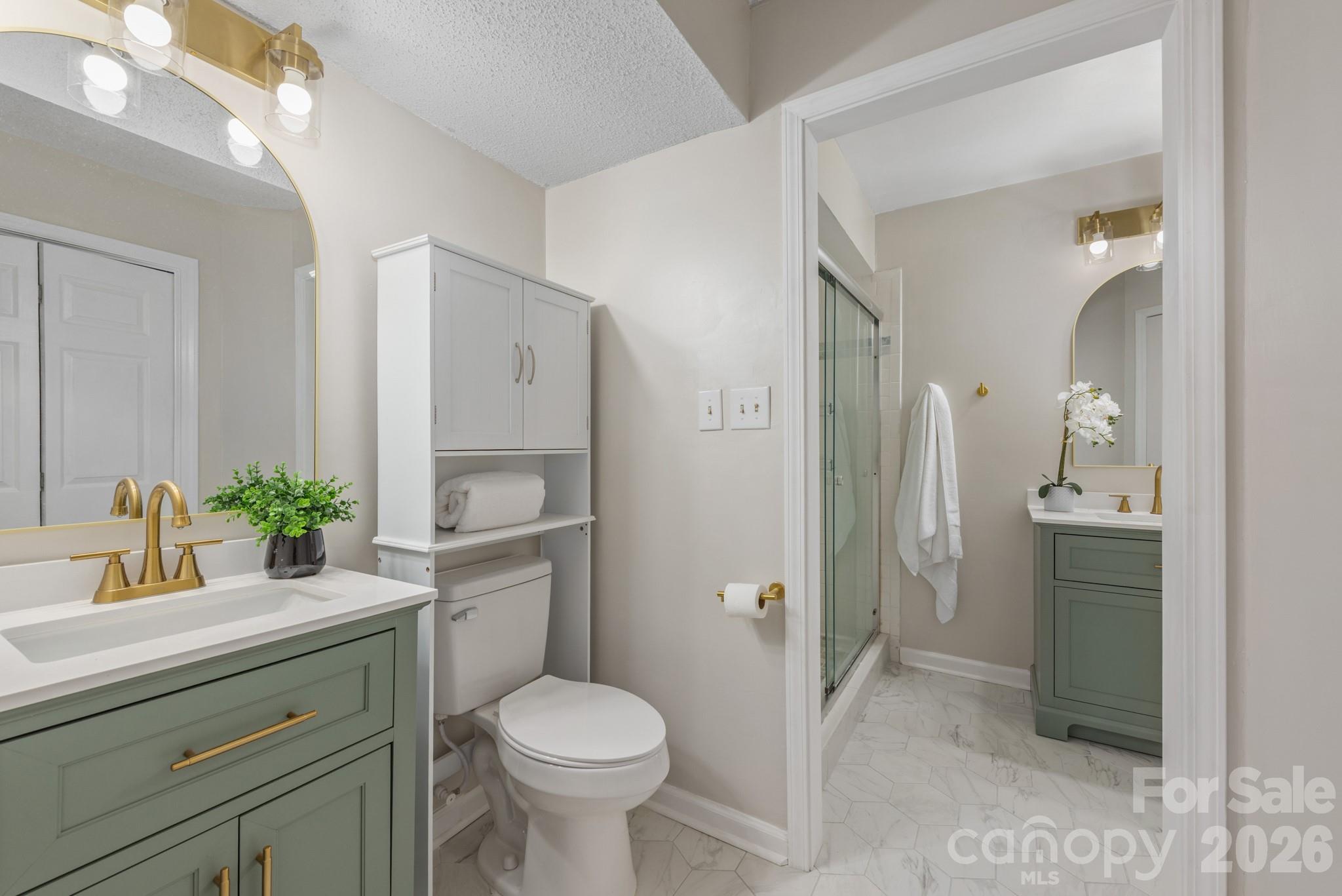 6039 Gray Gate Lane Unit: B