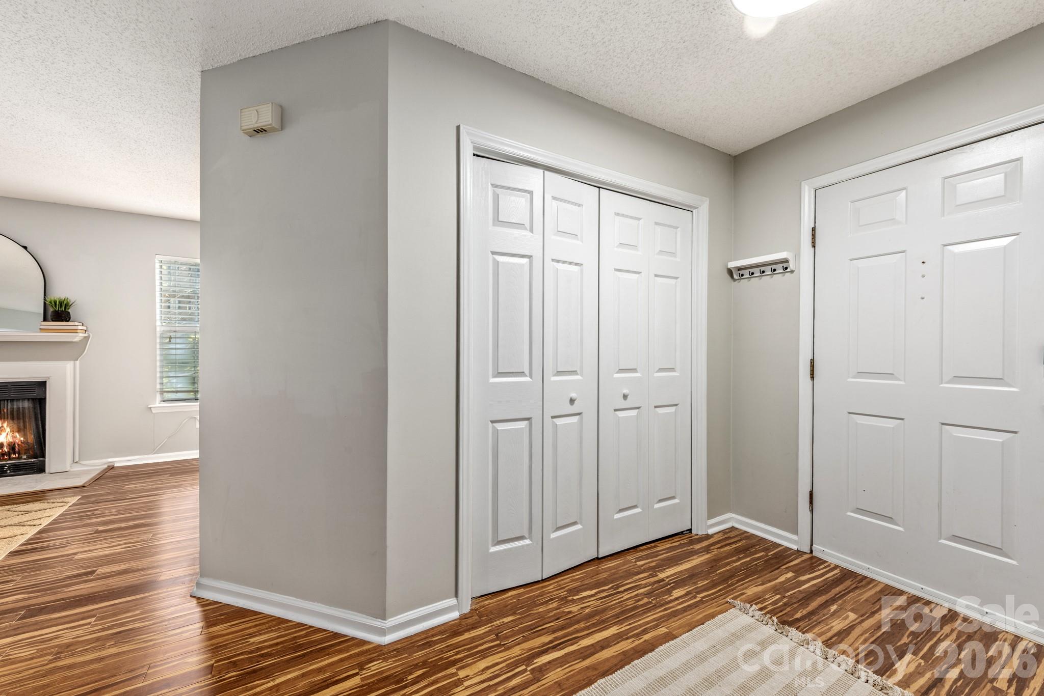 6039 Gray Gate Lane Unit: B