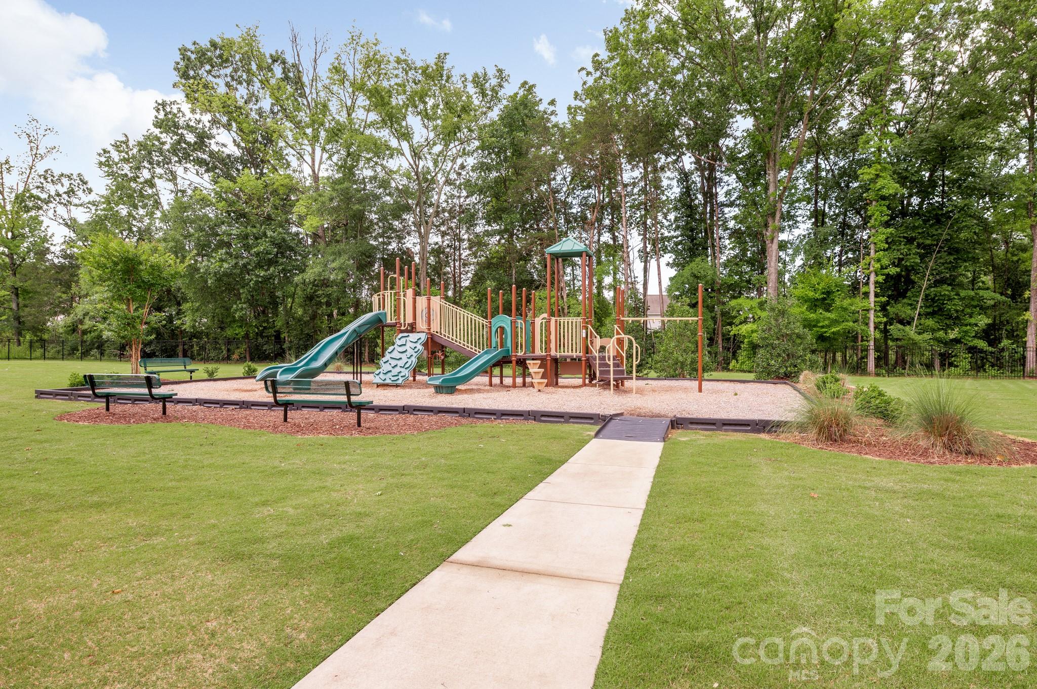 525 Windage Way