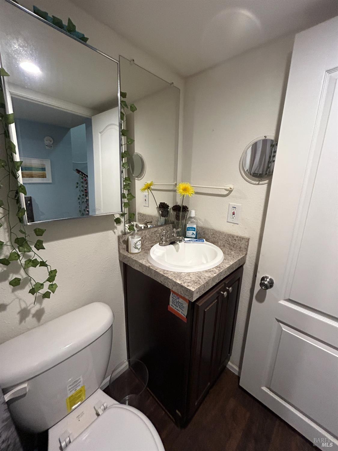 50 River Rd #6