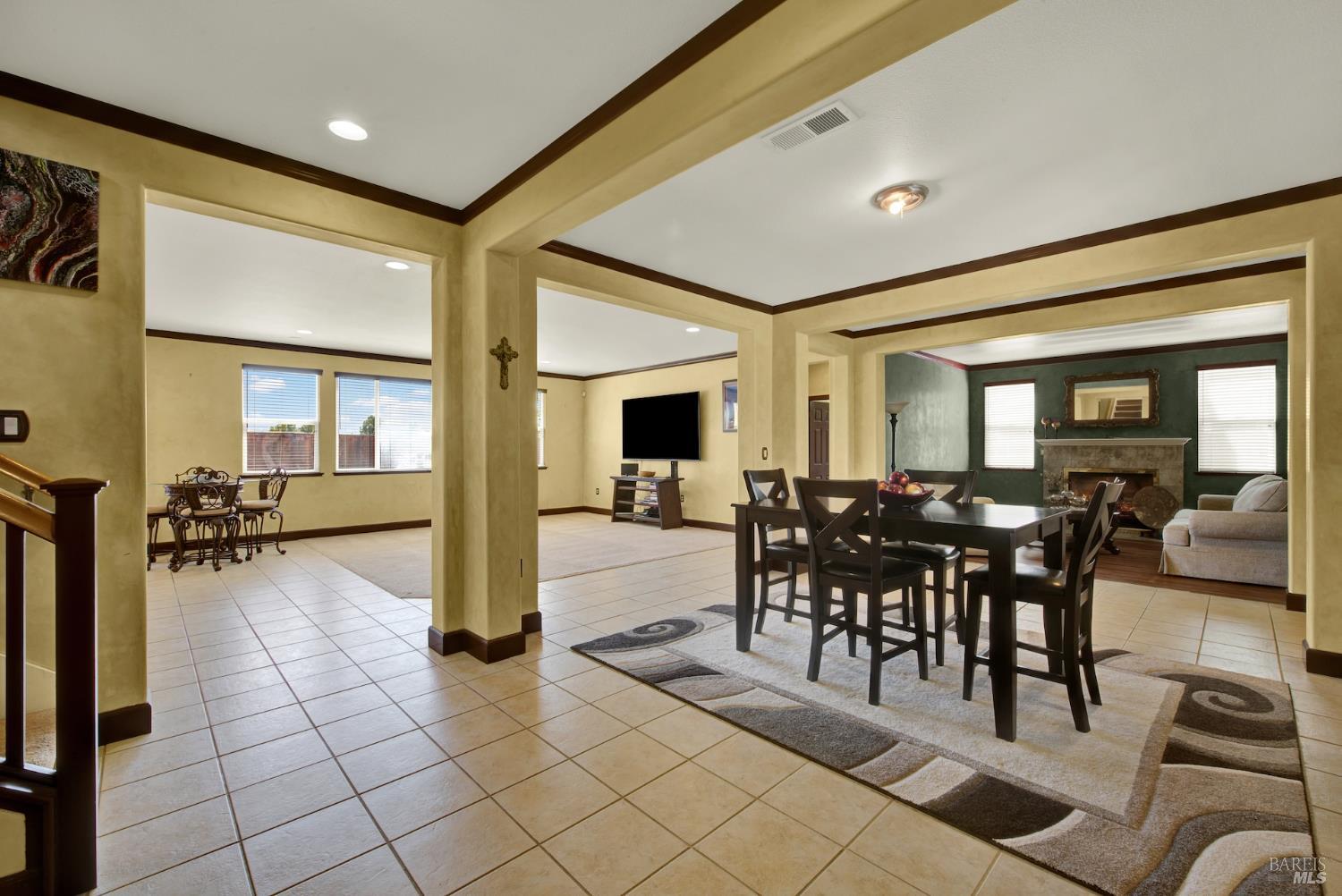 1256 Poplar Dr