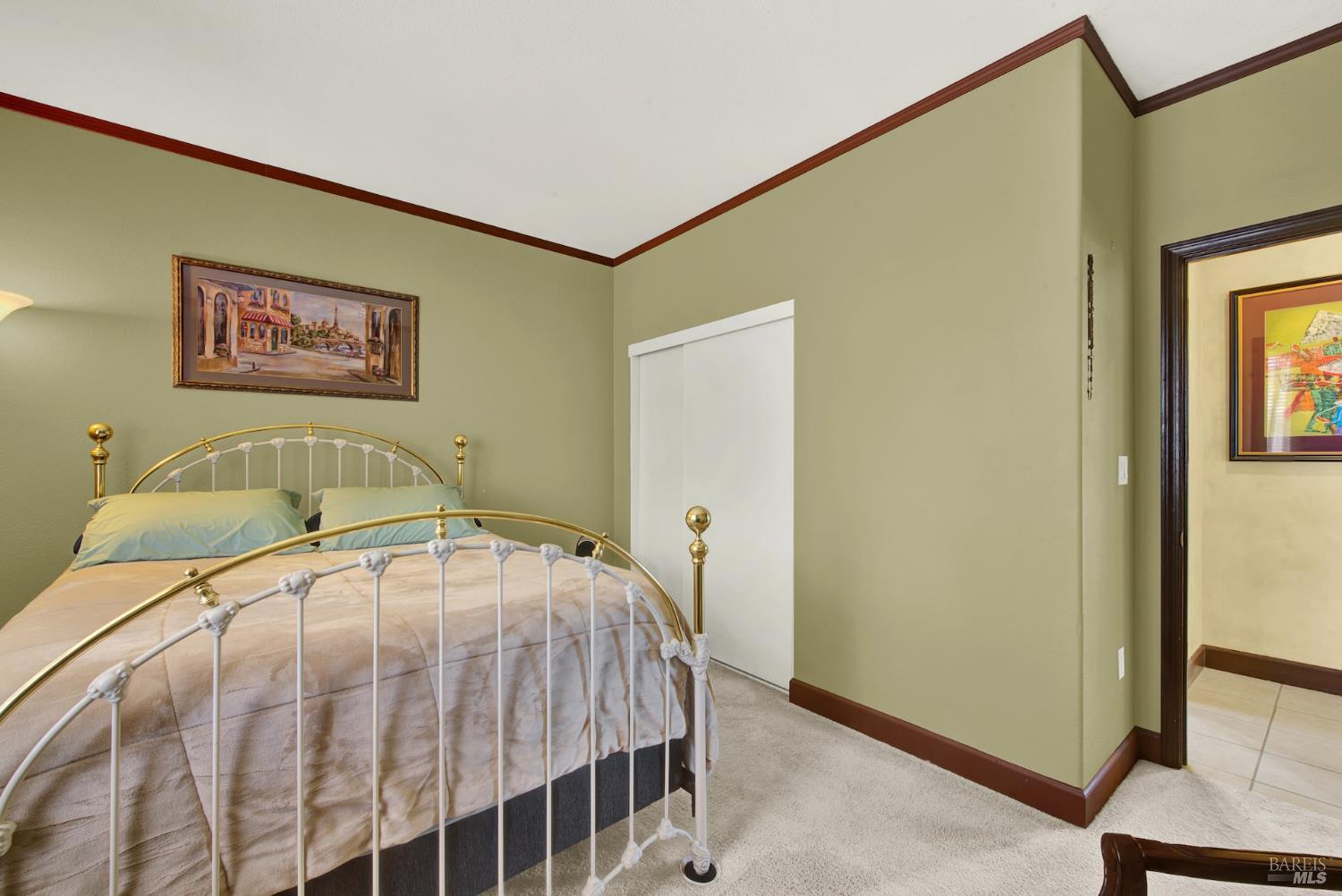 1256 Poplar Dr