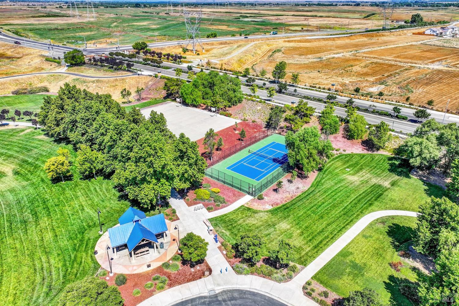 1256 Poplar Dr