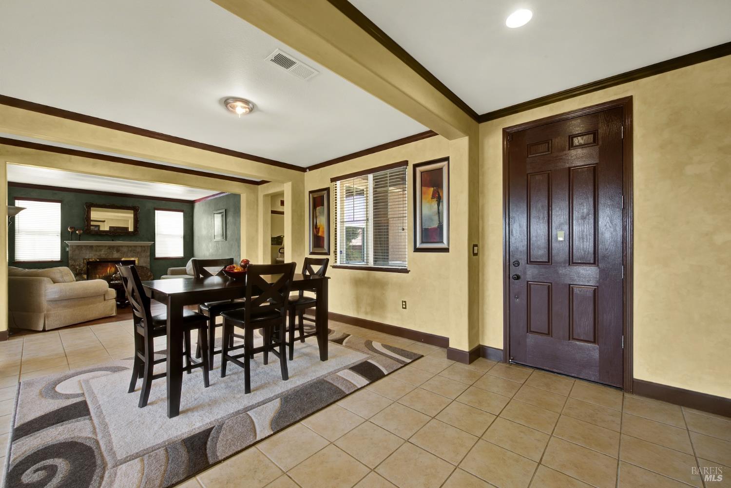 1256 Poplar Dr