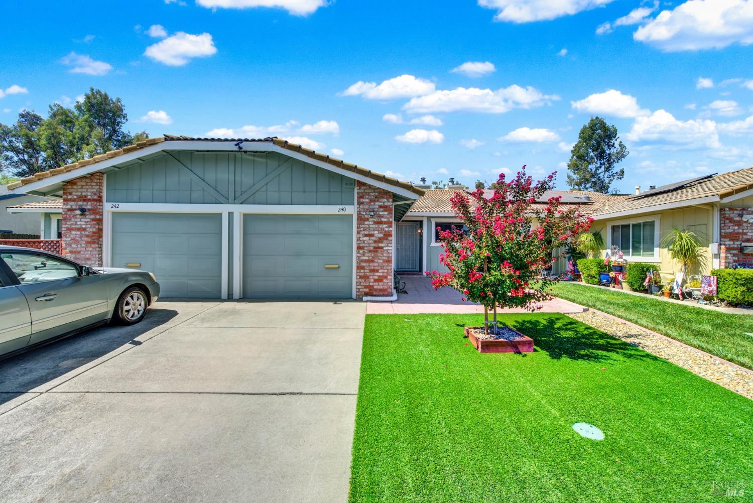 240 Grand Canyon Dr