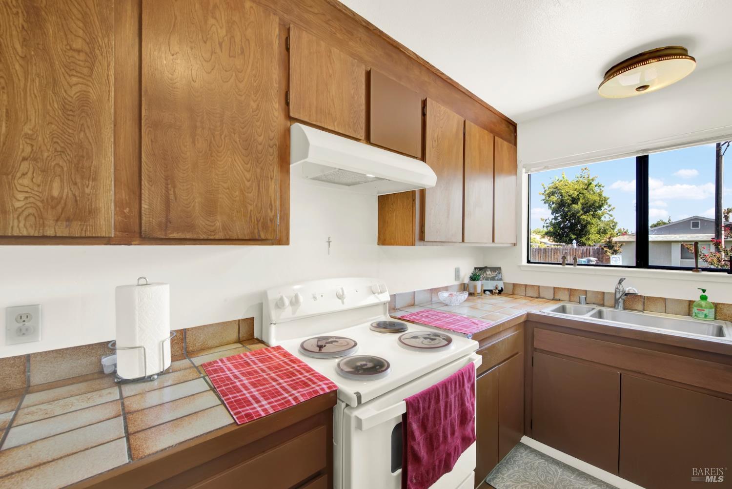 240 Grand Canyon Dr