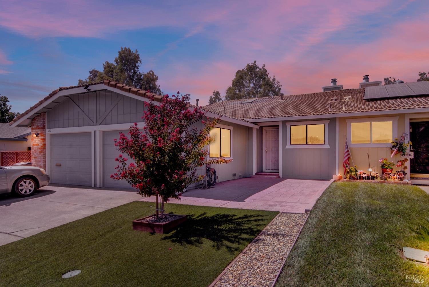 240 Grand Canyon Dr
