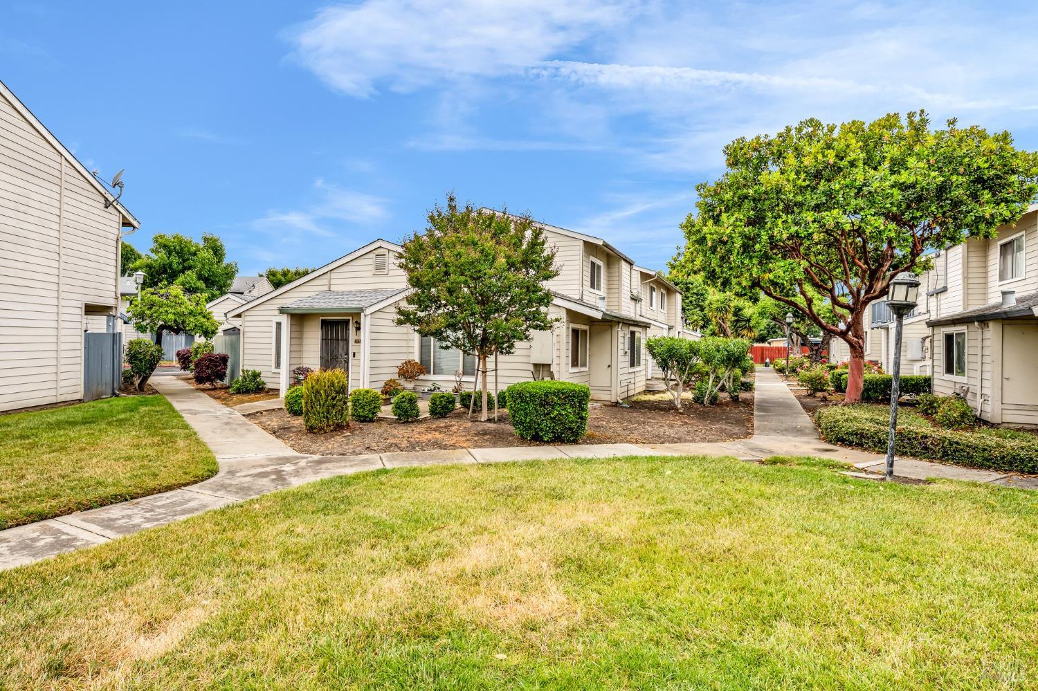 4214 Saturn Way