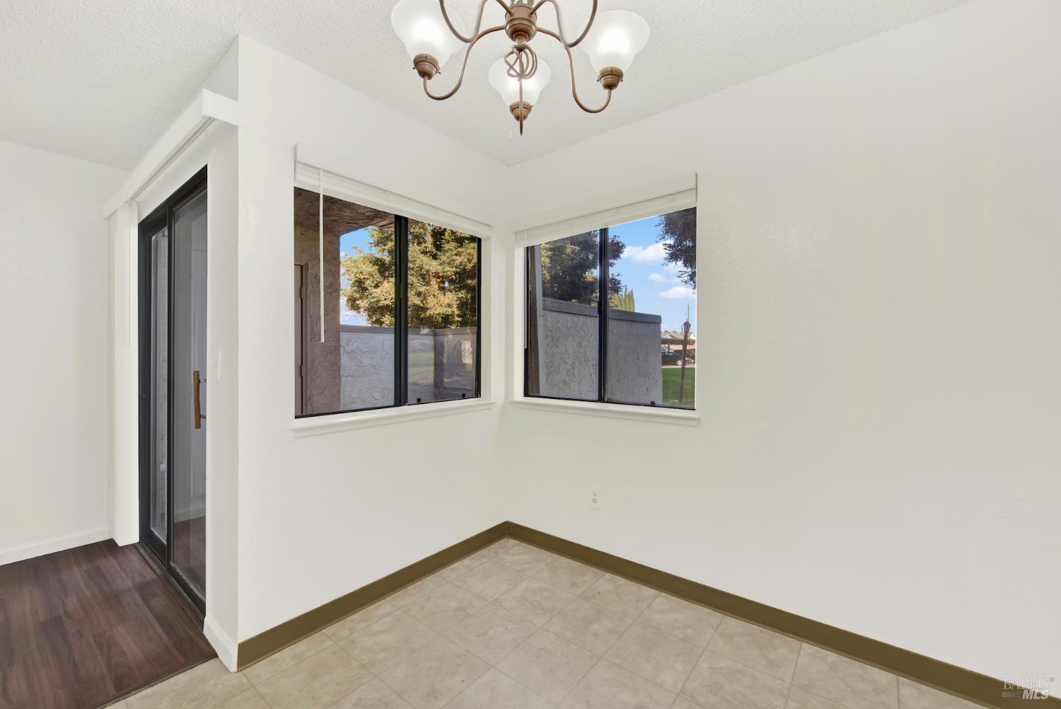 225 Pennsylvania Ave #B5