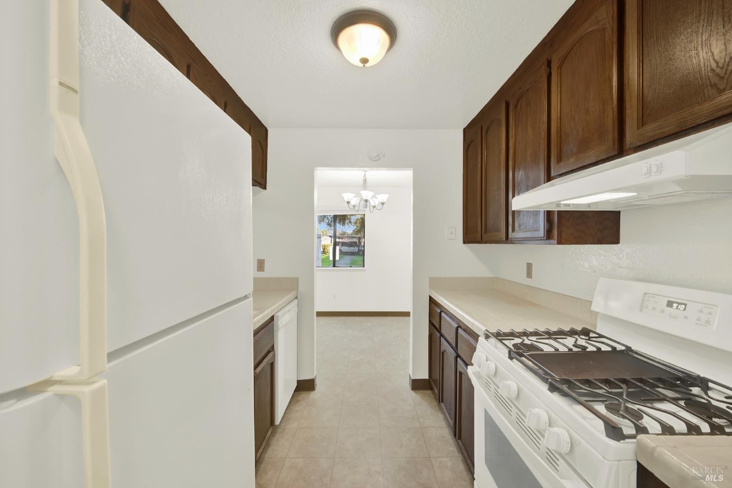 225 Pennsylvania Ave #B5