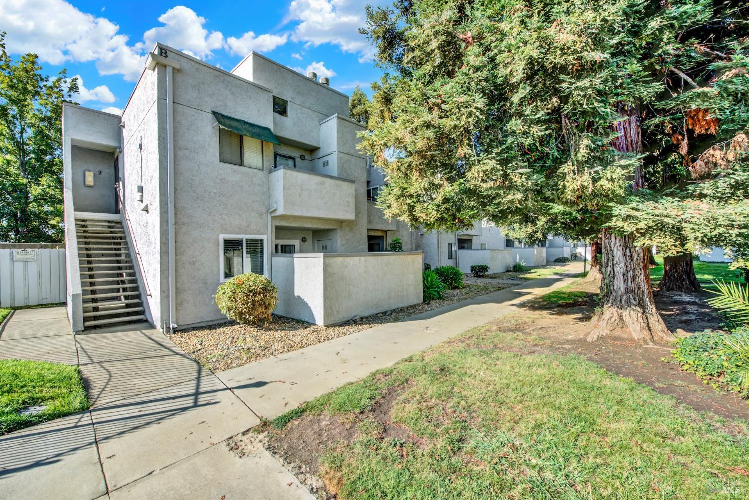 225 Pennsylvania Ave #B5