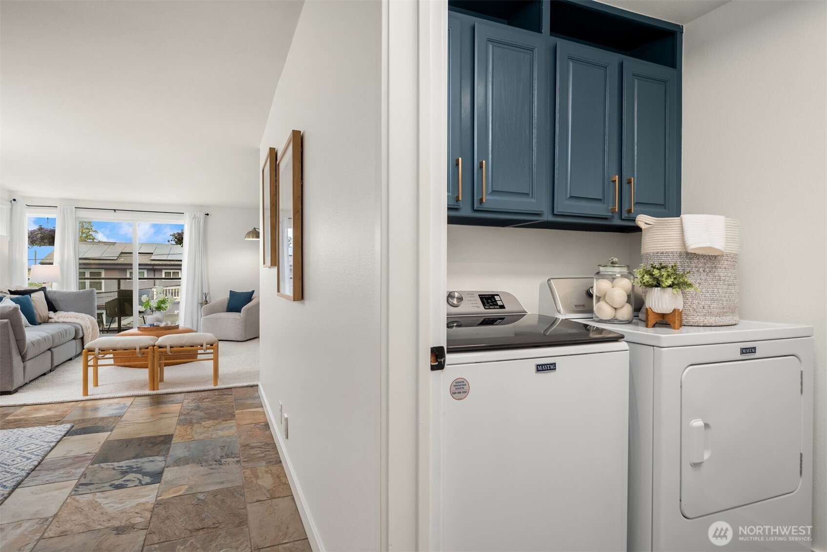 1512 California Avenue SW Unit: 202