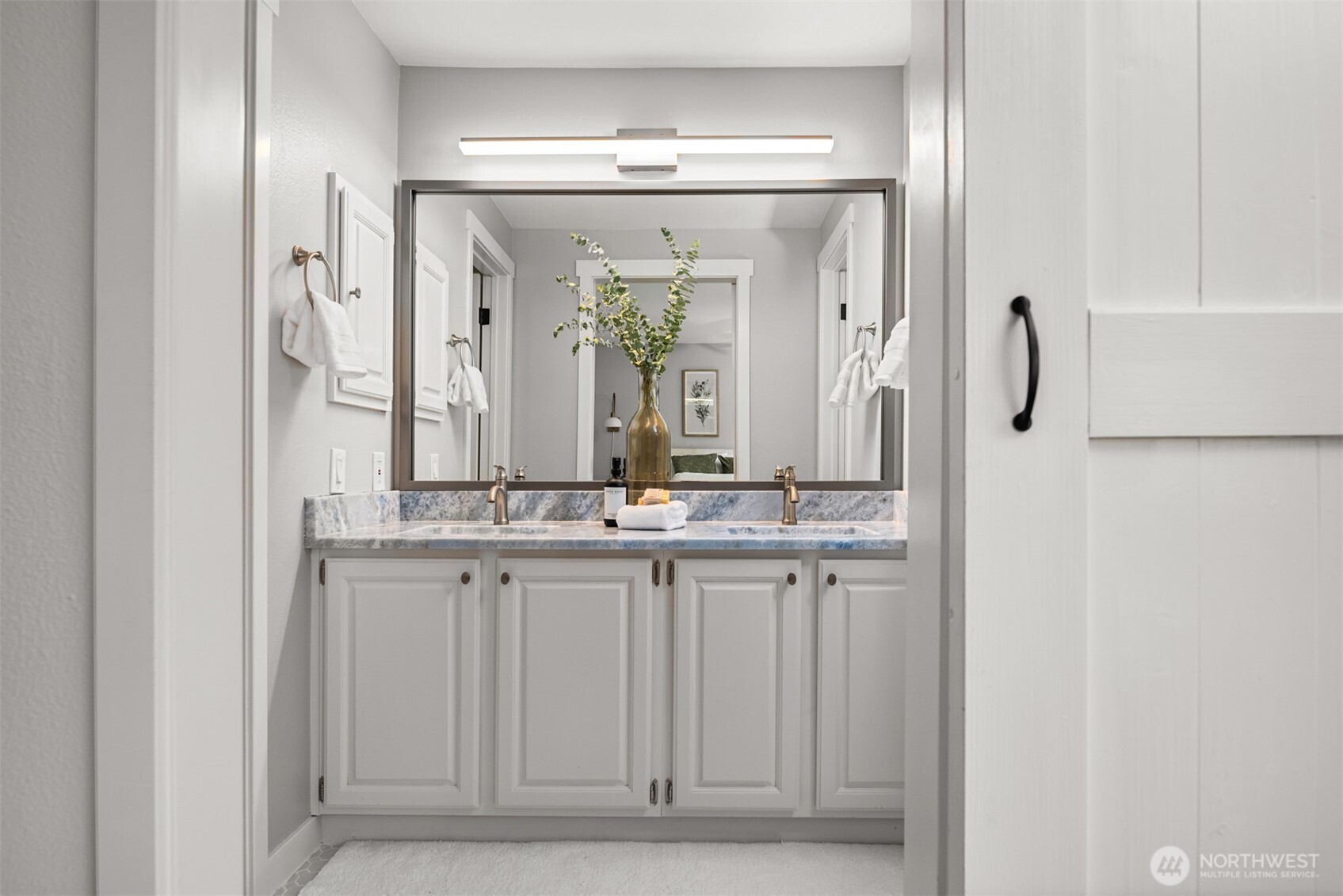 1512 California Avenue SW Unit: 202