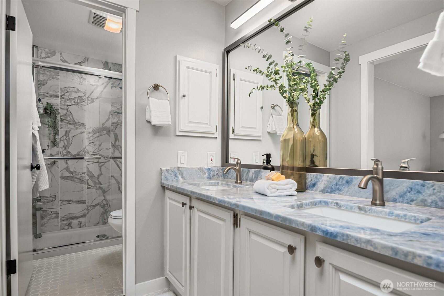 1512 California Avenue SW Unit: 202