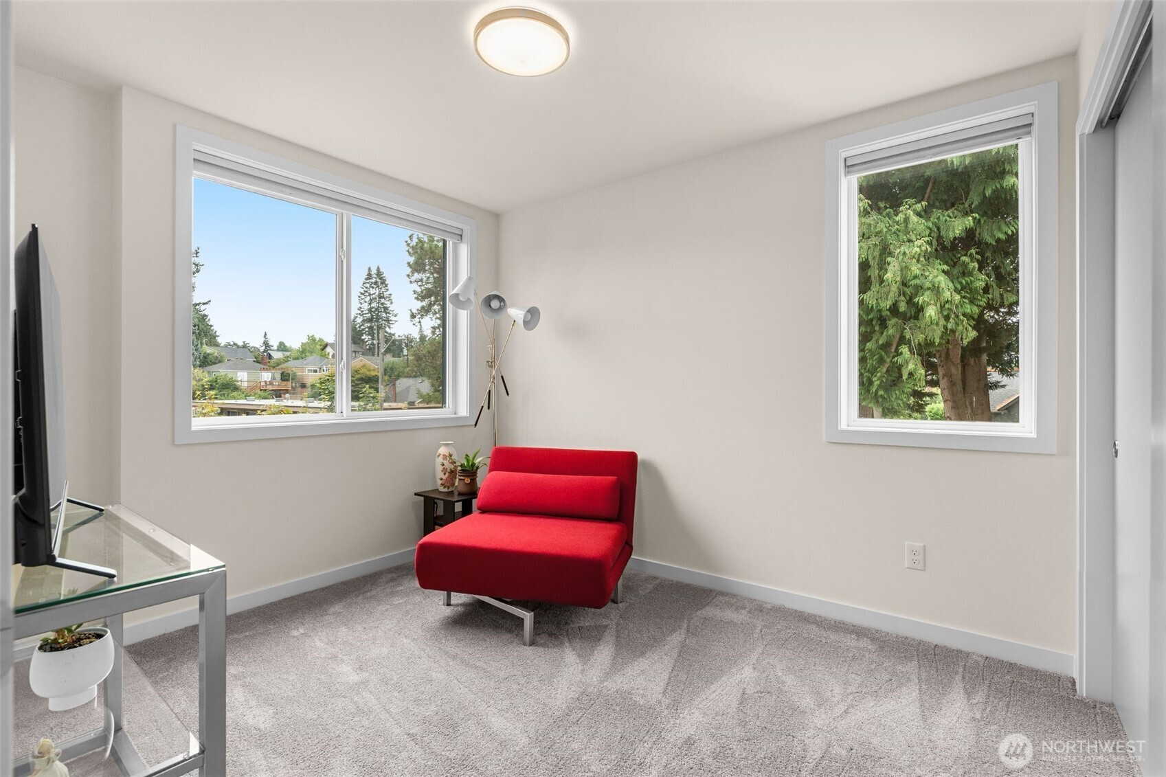 5915 Fauntleroy Way SW Unit: D