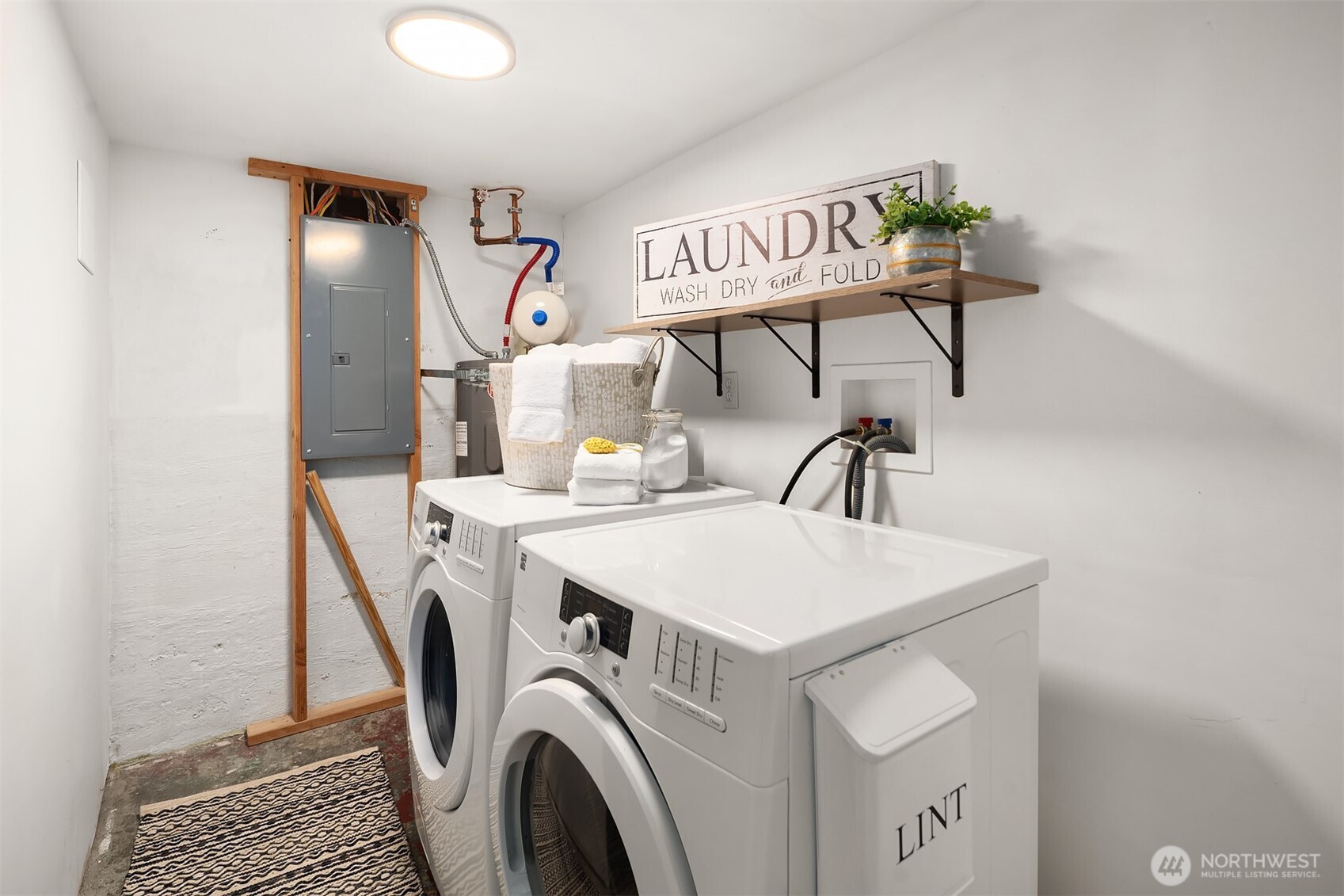 6524 Division Avenue NW