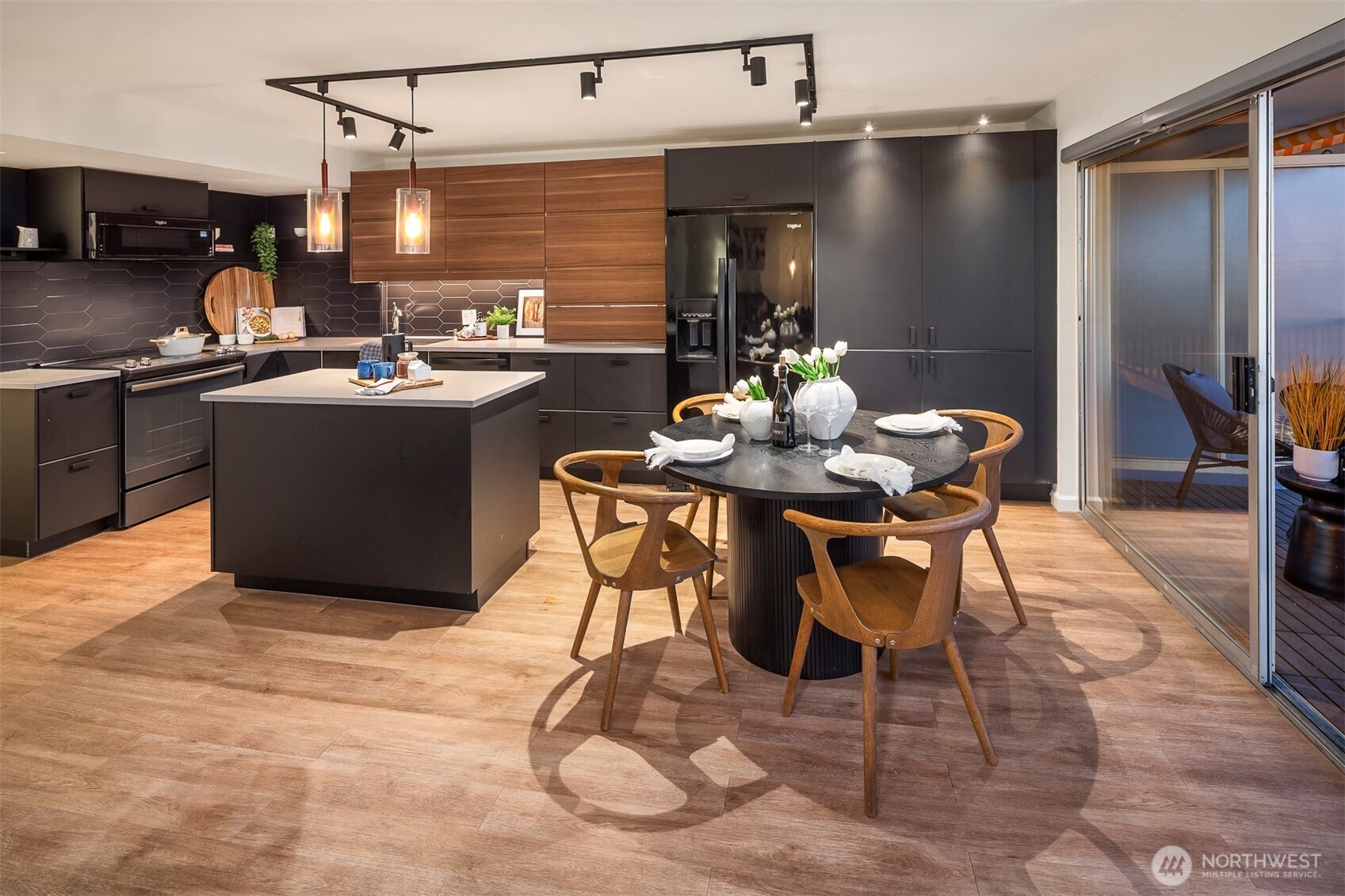 505 Belmont Avenue E Unit: 801