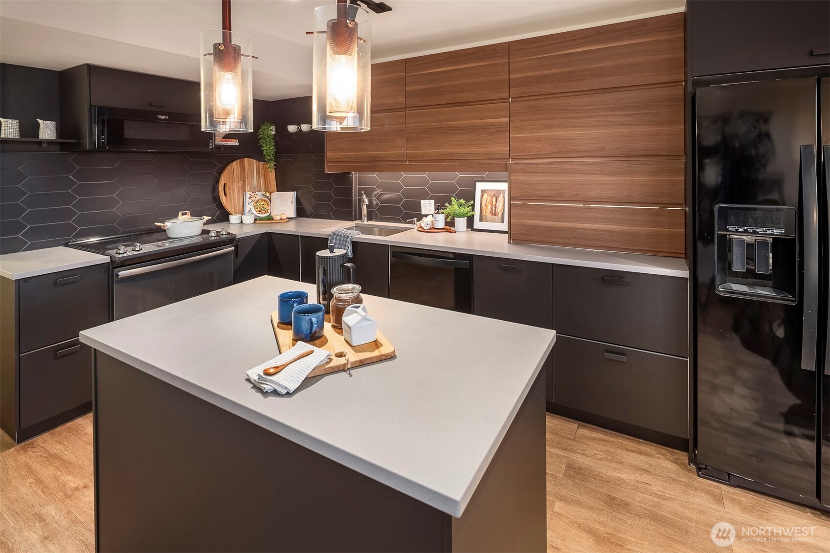 505 Belmont Avenue E Unit: 801