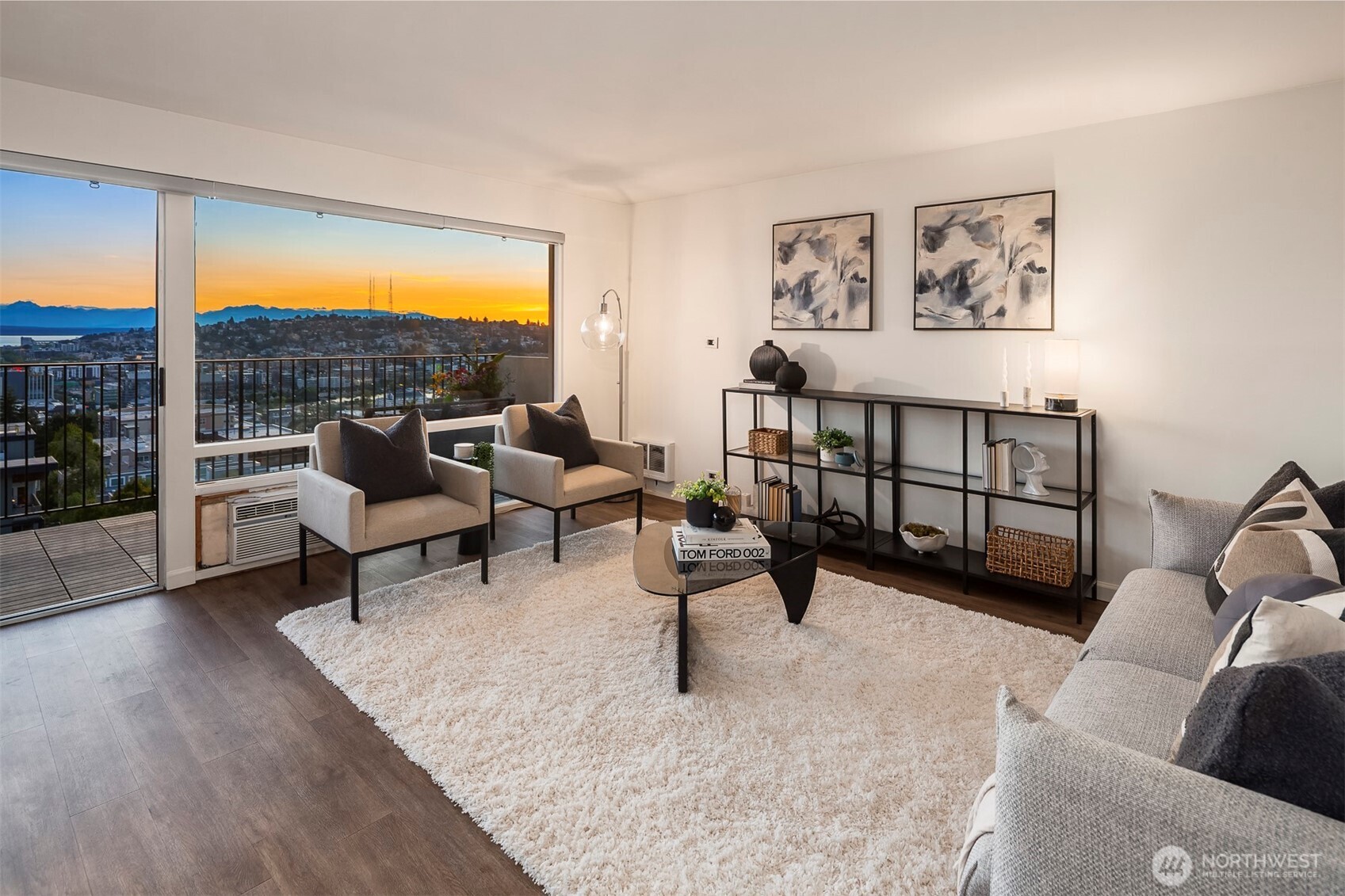 505 Belmont Avenue E Unit: 801