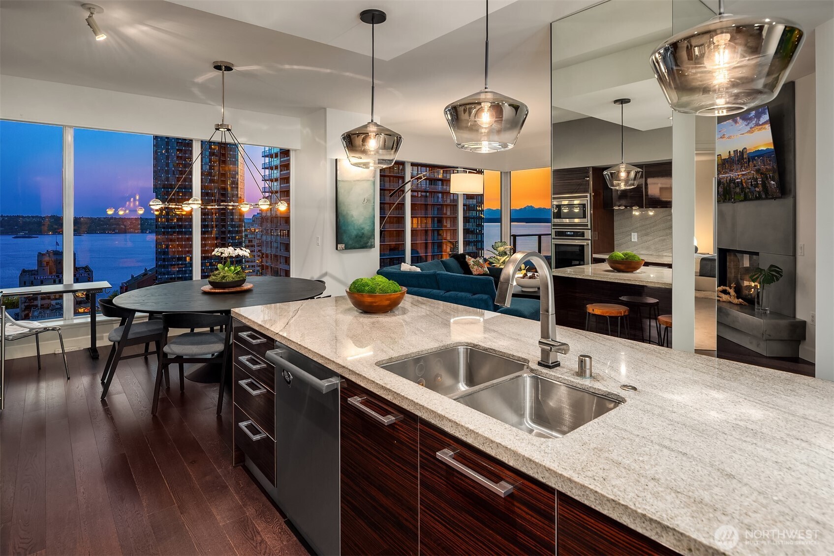 1920 4th Avenue Unit: 2202