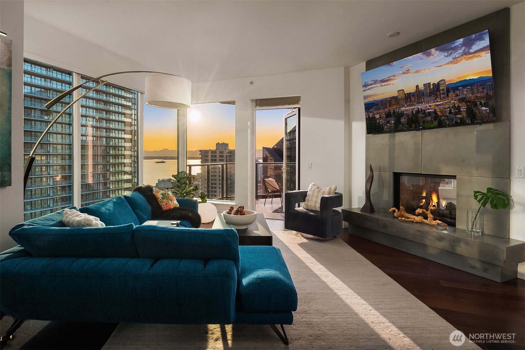 1920 4th Avenue Unit: 2202