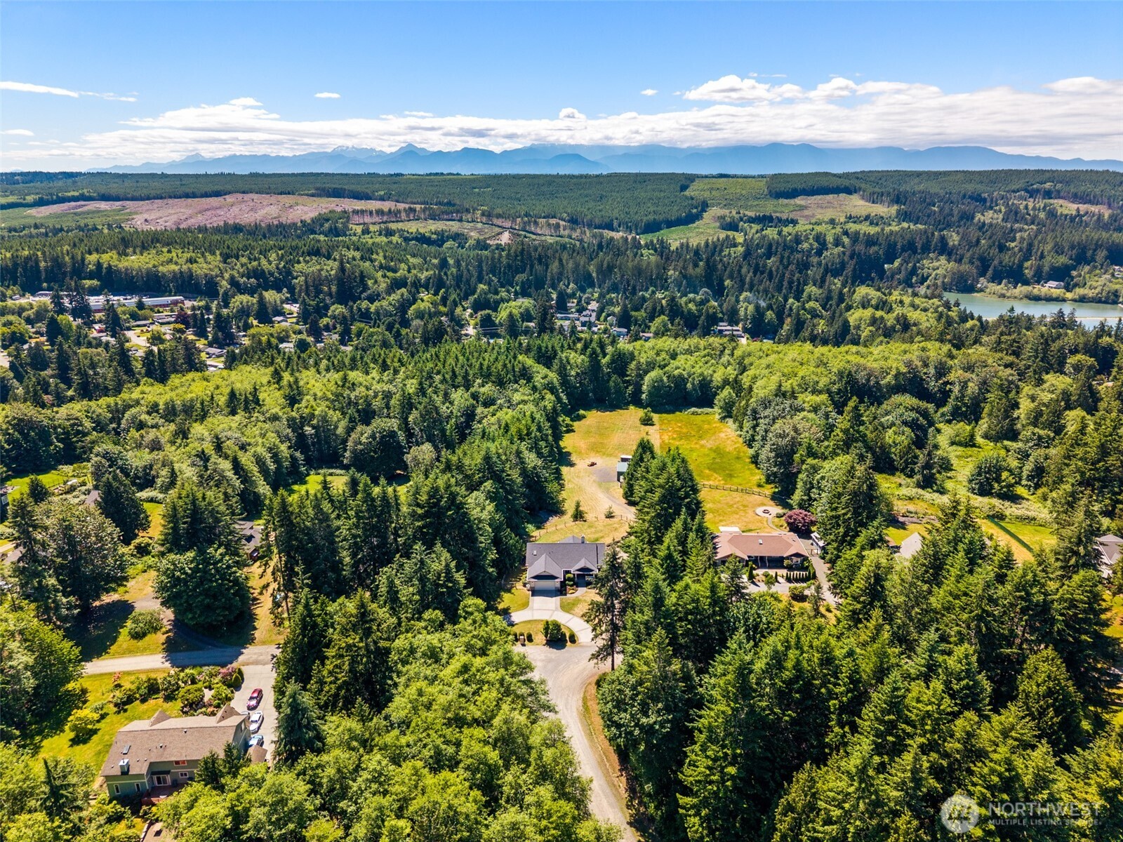 27581 Heavenly Place NE