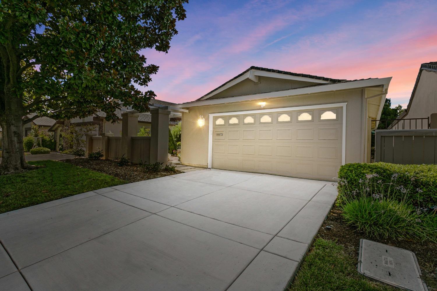 1138 Rosa Del Rio Way