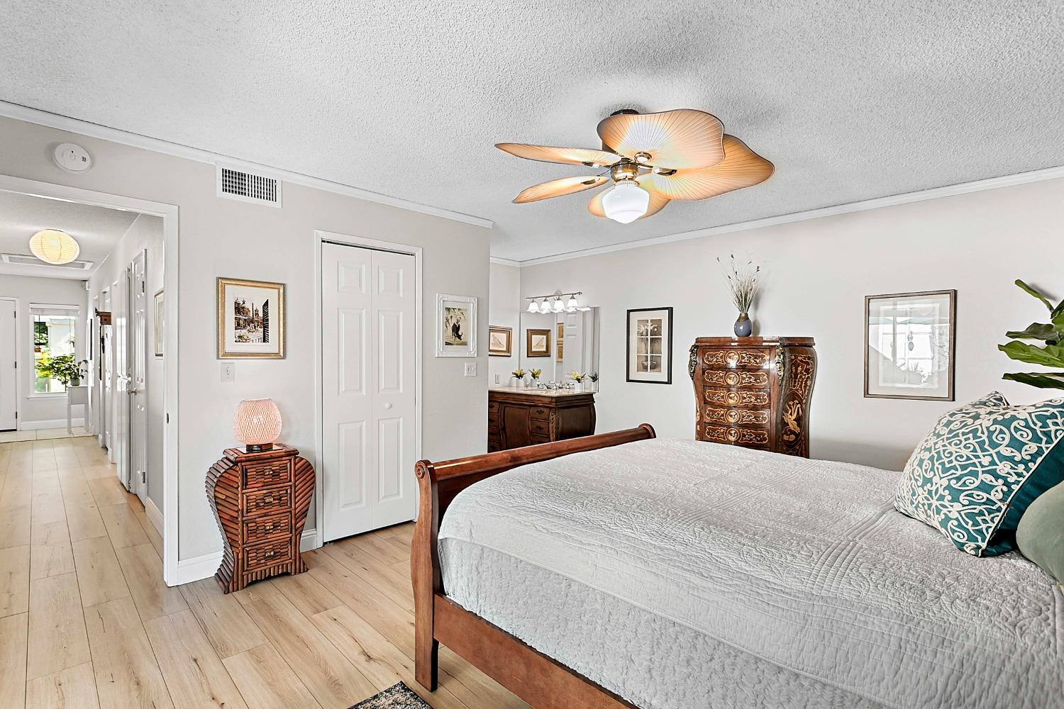 1138 Rosa Del Rio Way