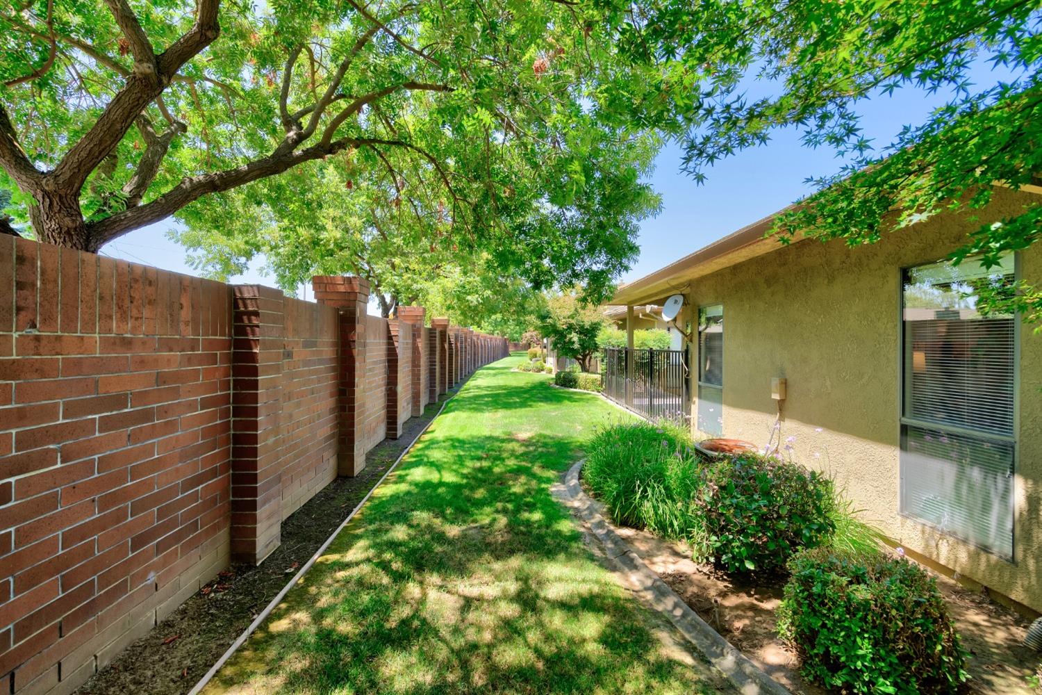 2573 Central Park Drive