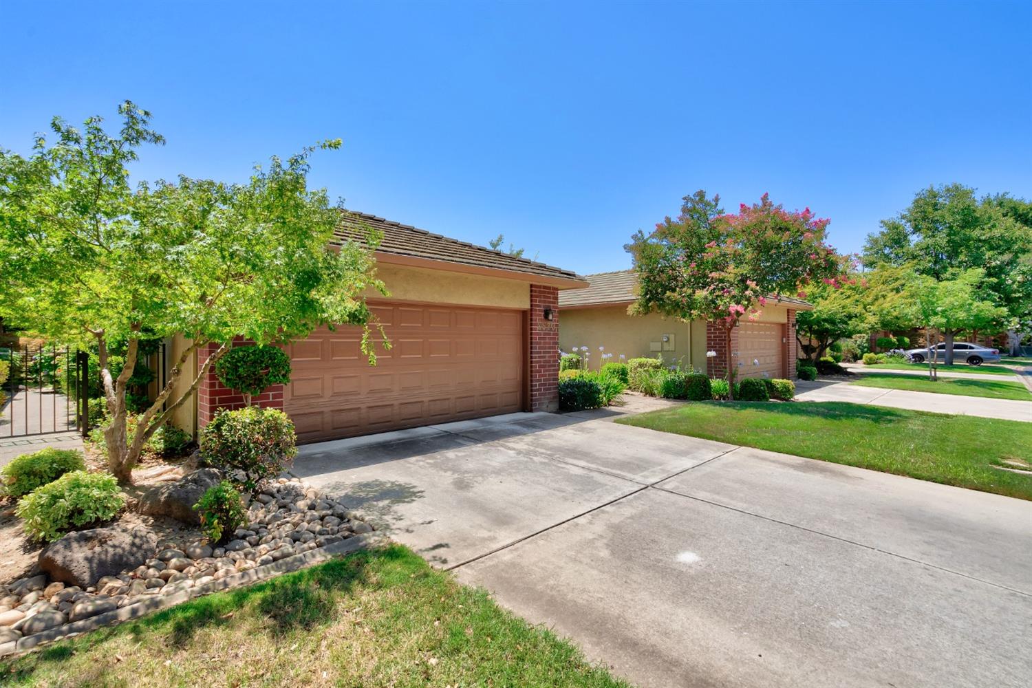 2573 Central Park Drive