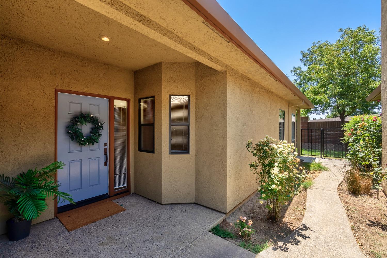 2573 Central Park Drive