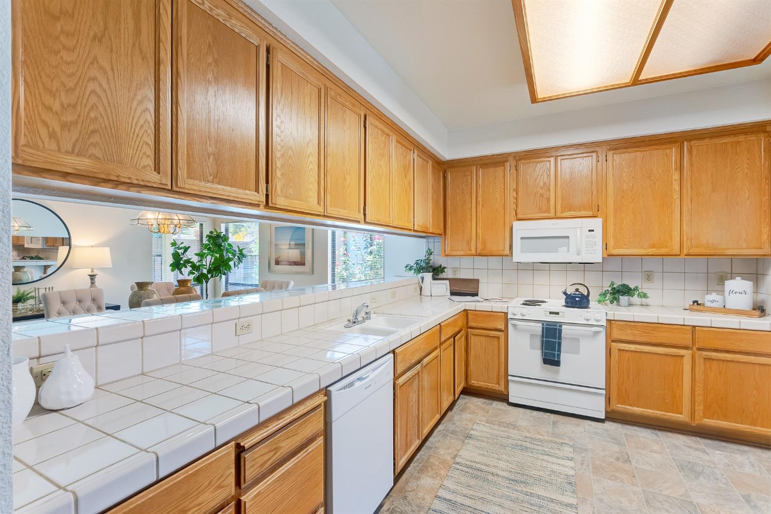 2573 Central Park Drive