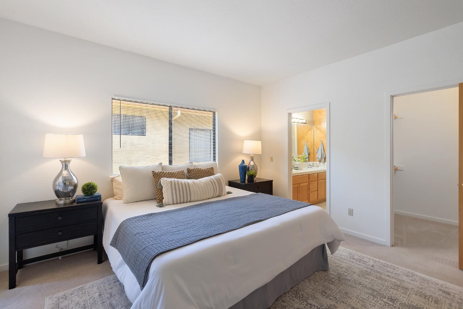 2573 Central Park Drive