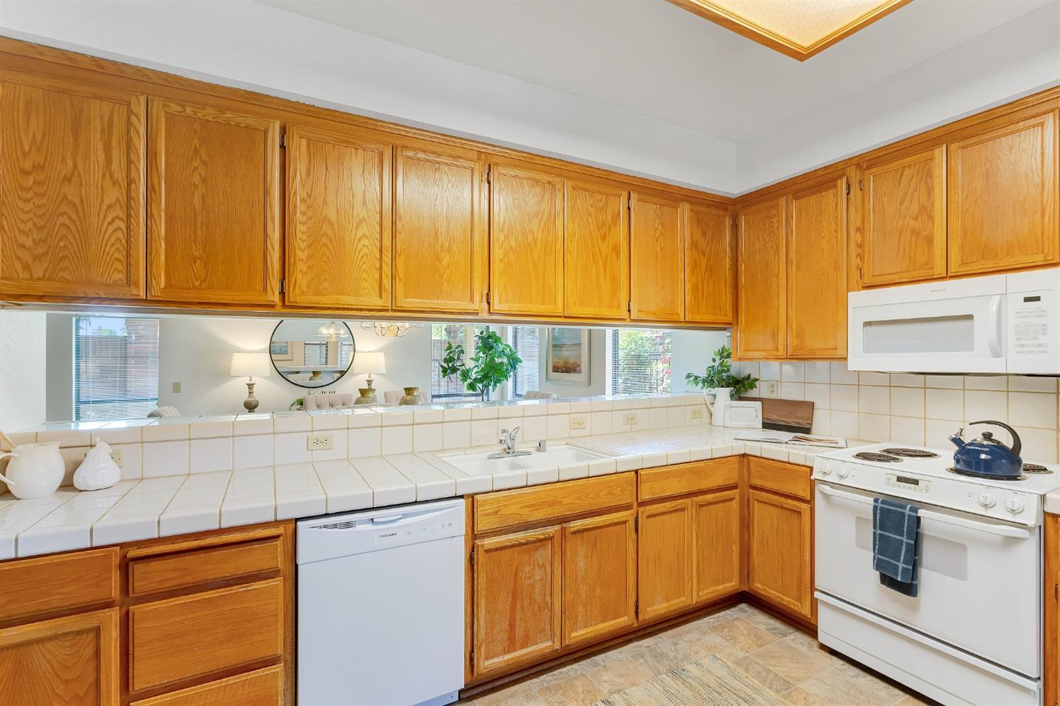 2573 Central Park Drive