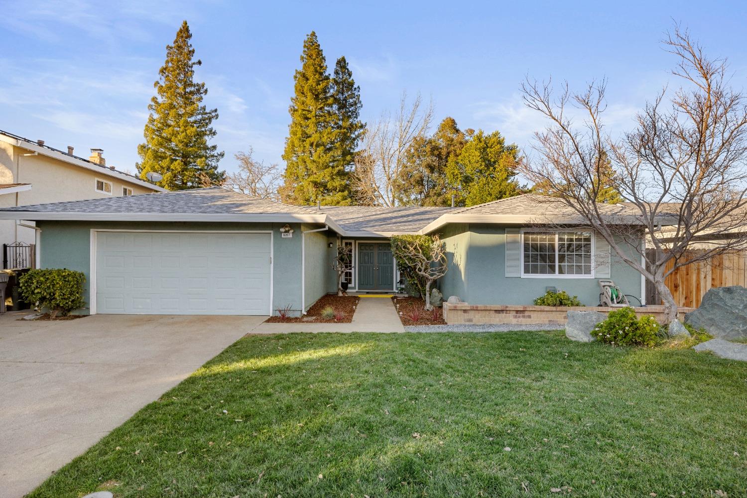 8267 Caribbean Way