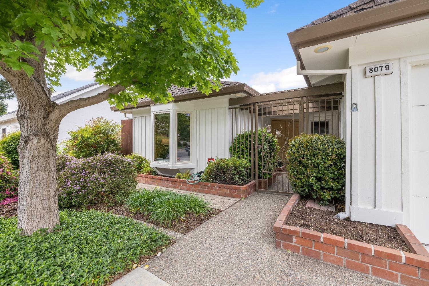 8079 Caribbean Way