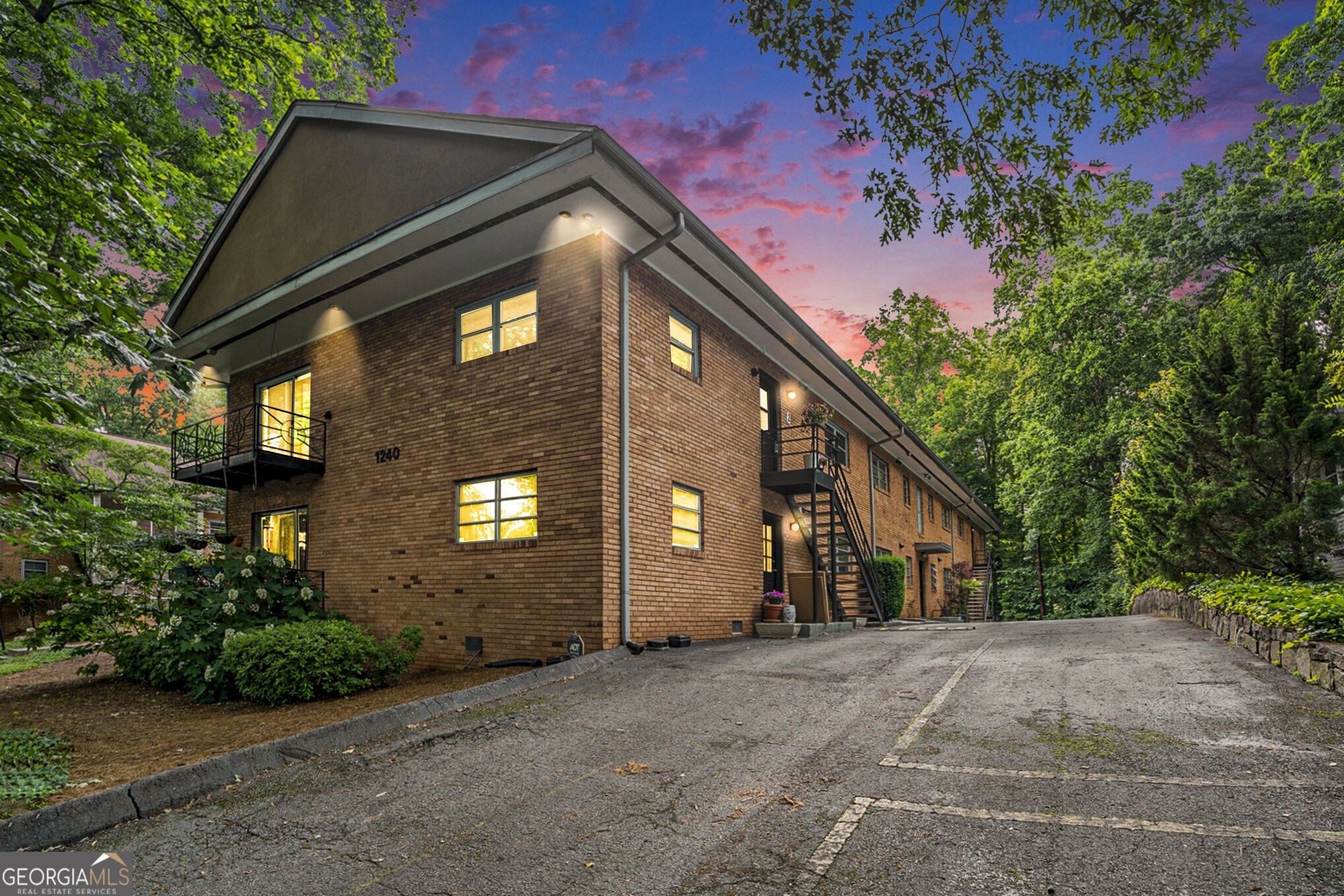 1240 Woodland Avenue NE # 2