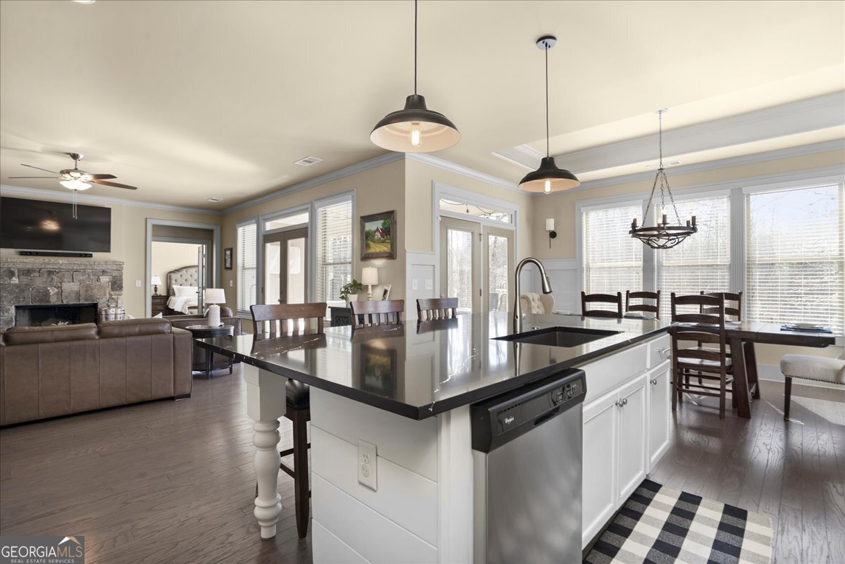 309 Sterling Lake Way