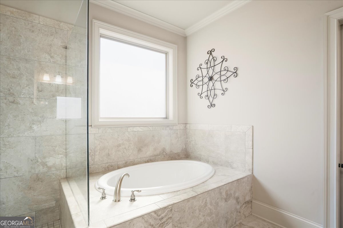 309 Sterling Lake Way