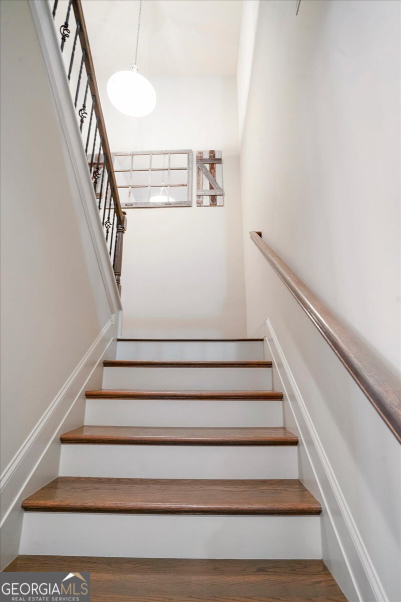 309 Sterling Lake Way