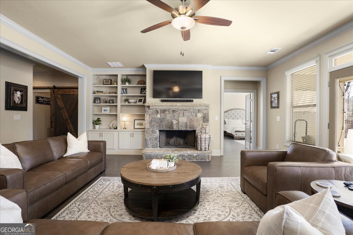 309 Sterling Lake Way