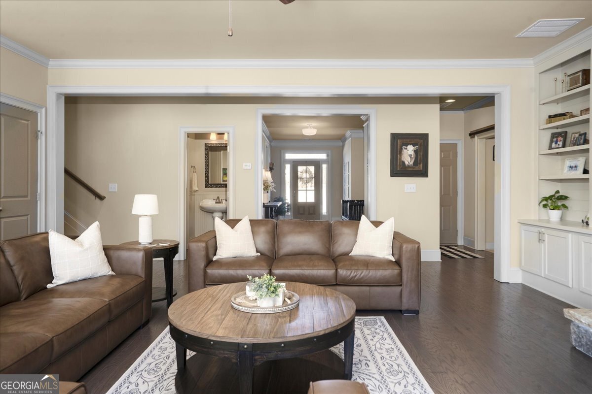 309 Sterling Lake Way