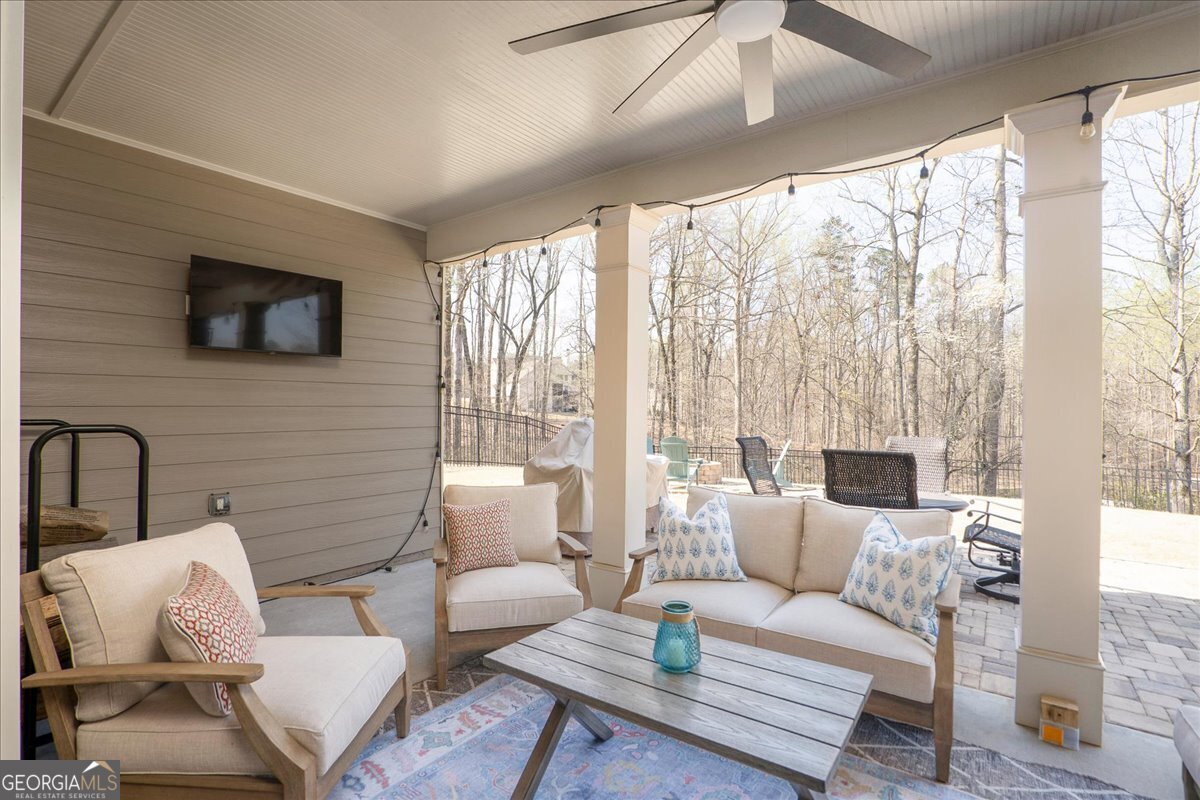 309 Sterling Lake Way