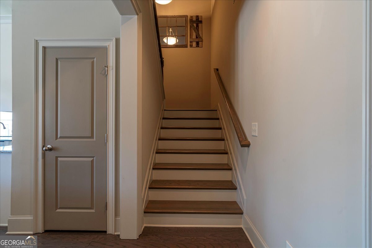 309 Sterling Lake Way