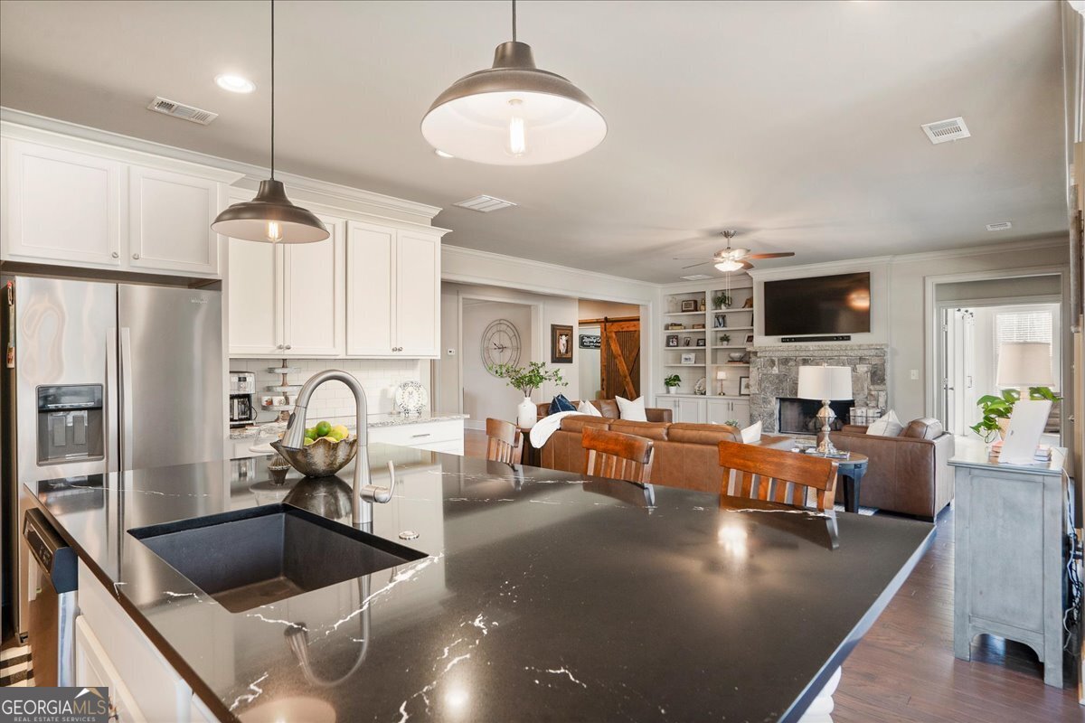 309 Sterling Lake Way